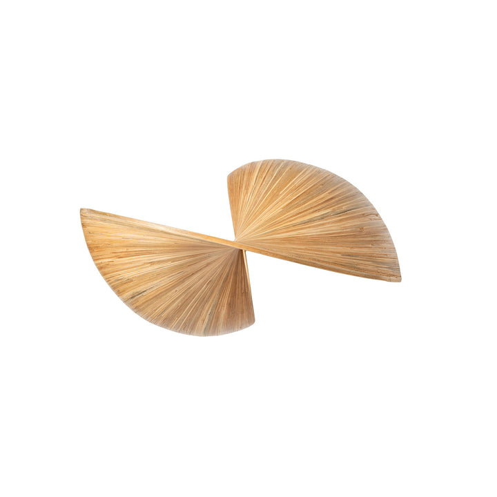 Suspensions en forme de cocon en bambou naturel 